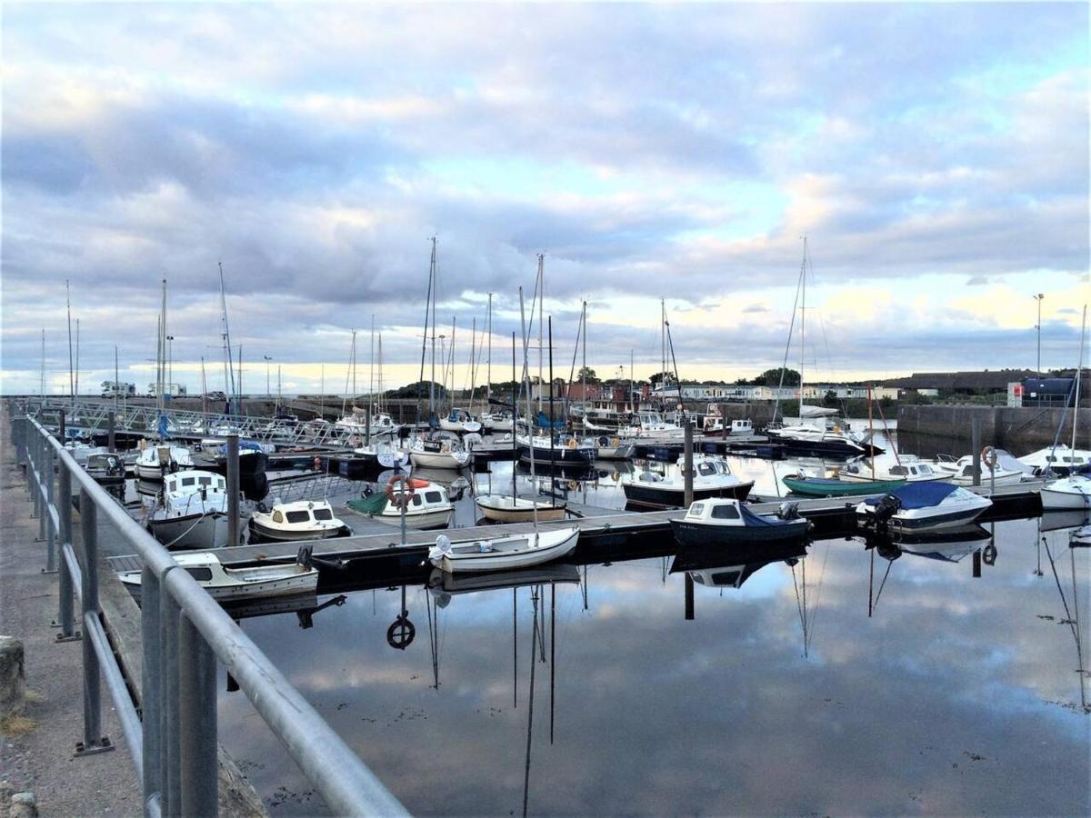 Luxury Apartment Near The Beach In Nairn Scotland Экстерьер фото